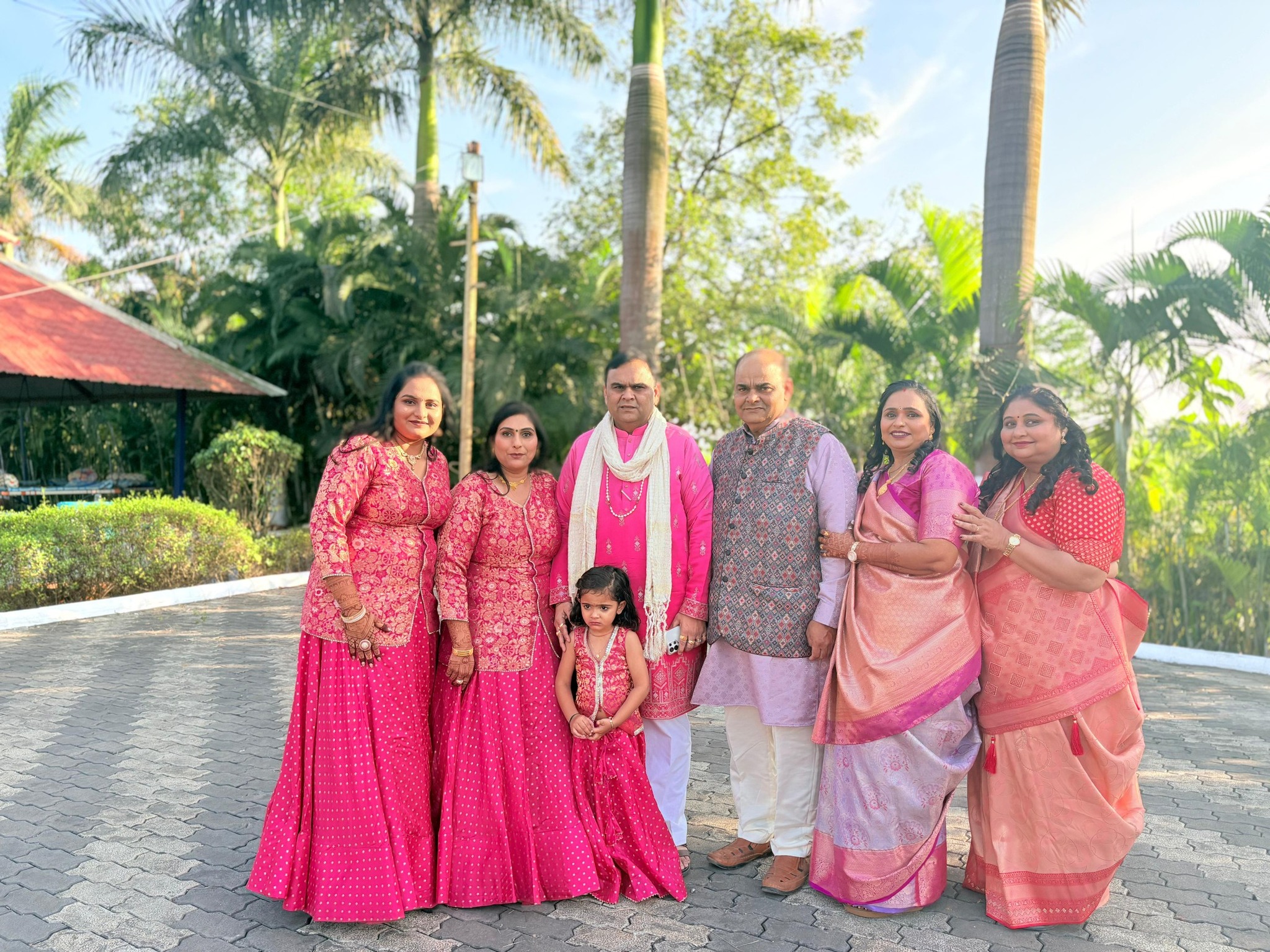 તા.૦૧-૧૨-૨૦૨૫ ના રોજ મારી લાડલી ભાણેજ પ્રિયા પારૂલબેન હેમંતભાઈ દેસાઈના લગ્ન પ્રસંગ નિમિત્તે મોસાળાના ગીત-સંગીતનું મારા એન. જે ફાર્મ પર આયોજન કરવામાં આવ્યું.